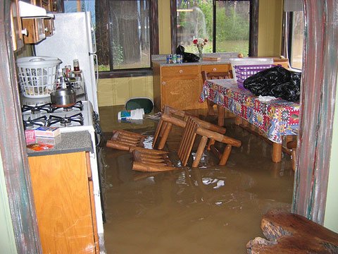 Antisipasi banjir dengan furniture tahan banjir